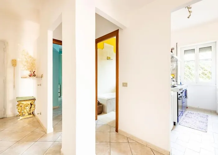 Massy & Alex House Intero Rome